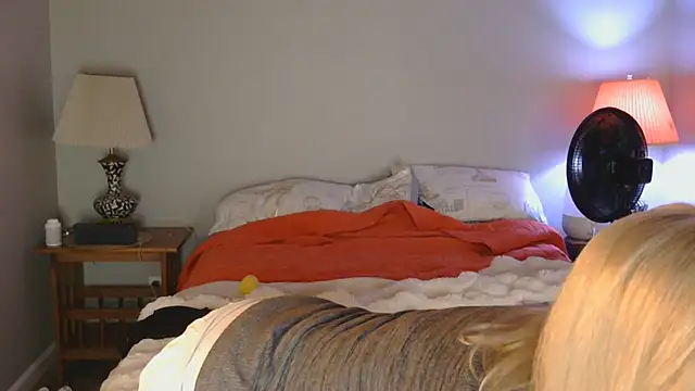machineslut online show from May 30, 3:04 am