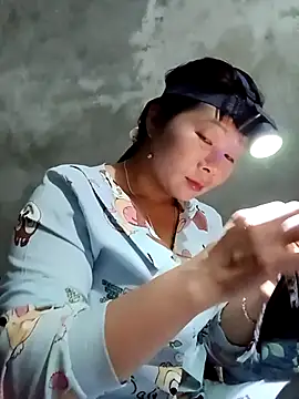 vangkt-cute online show from March 4, 6:47 pm