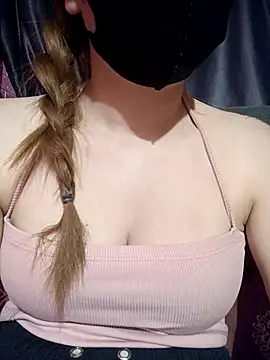 MiHeni online show from April 20, 6:33 pm