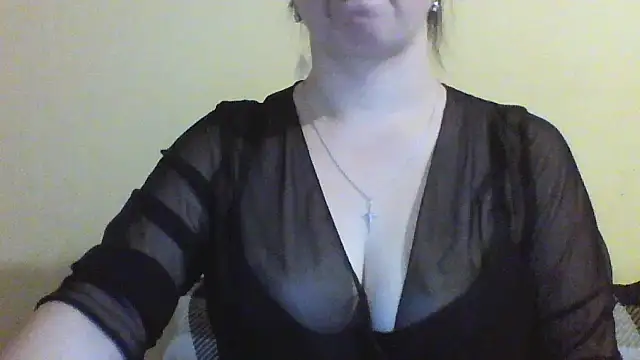 Vitalina282128 online show from November 21, 12:12 am