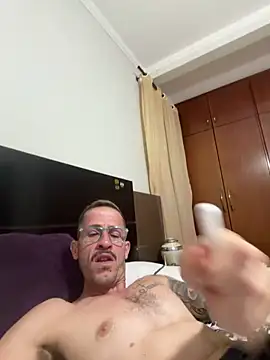 Lucasjandre online show from May 16, 1:52 am