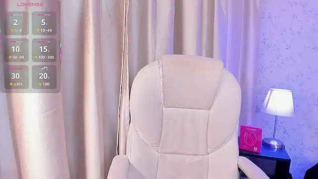 cleeo nile online show from November 25, 4:03 am