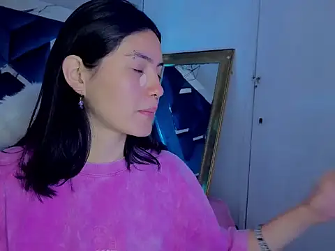 Brandy collinss online show from March 19, 11:47 am