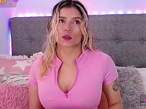 Antonella Lee online show from February 7, 6:23 pm