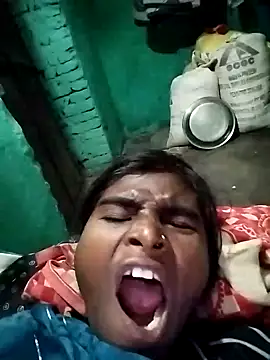 Big Lovexx online show from December 1, 5:15 pm