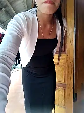 gugu0022 online show from April 18, 12:02 am