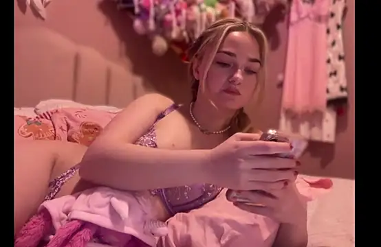 Pinkiepieexo online show from November 27, 3:26 pm