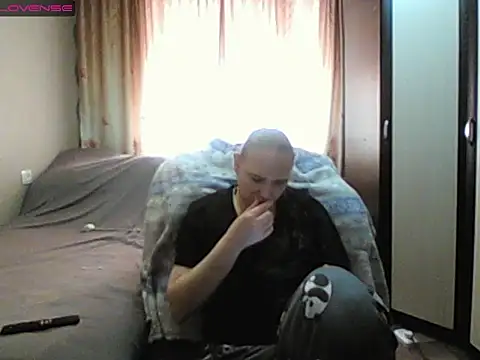 JenniDeep online show from March 11, 8:07 am