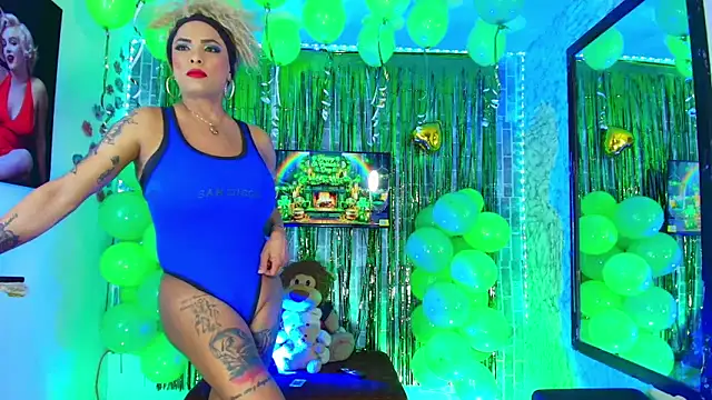 TAYLOR S7 online show from March 12, 3:09 am