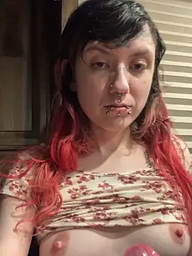 needlefaceUwU online show from March 7, 9:27 am