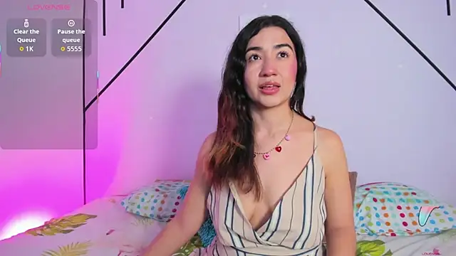 VictoriaRouge  online show from November 23, 1:24 pm