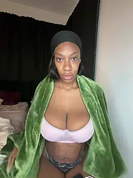 Drekacakez online show from August 4, 10:10 am