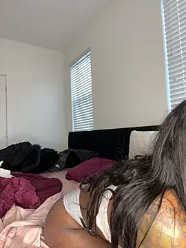 Drekacakez online show from April 21, 11:28 am