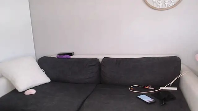 Jo LieLive online show from August 9, 3:26 pm