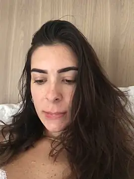 fer-nanda online show from February 3, 8:12 pm