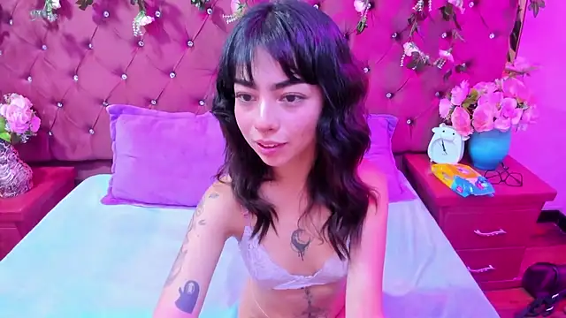  Ivy Luna online show from January 6, 10:57 pm