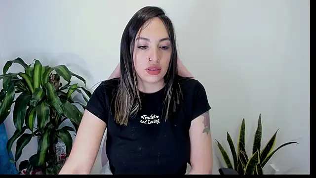 SOFIA SWEETT22 online show from November 25, 11:38 pm