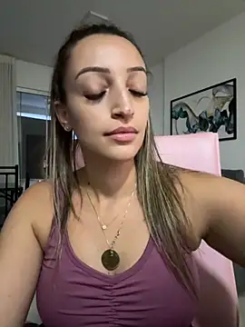 BelleLouise13 online show from October 17, 9:18 pm