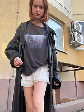 hani obsessed online show from November 21, 1:13 pm