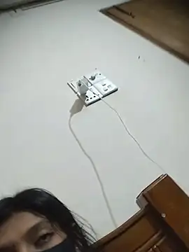 Disha Nur0 online show from July 5, 6:24 pm