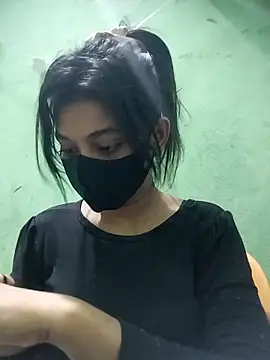 Disha Nur0 online show from April 9, 11:43 pm