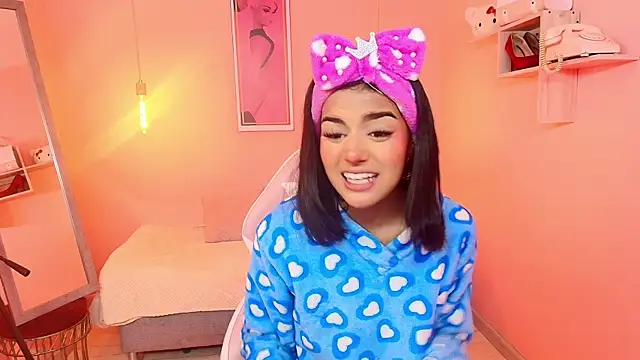 Milu carbajal x online show from January 15, 2:01 pm