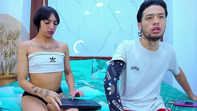 Loversinfire2 online show from March 13, 2:46 am