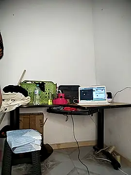 BWW-CINDY11 online show from March 29, 9:25 pm