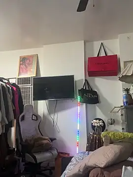 Motherbigbus online show from April 17, 11:56 am