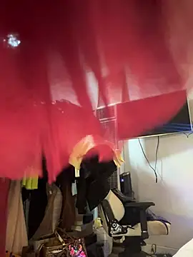 Motherbigbus online show from April 15, 8:48 am