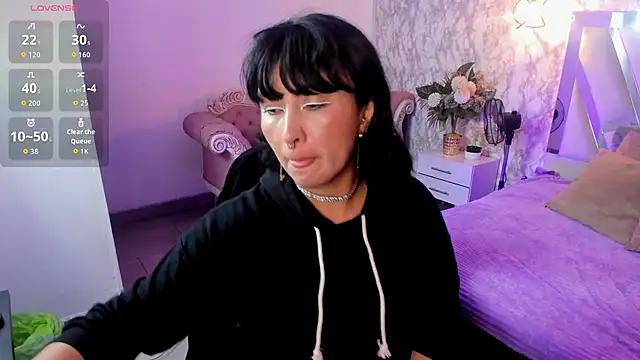 LILITH LIBELULA online show from December 3, 8:00 pm