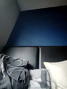 NaughtyClaudia  online show from November 18, 12:28 pm