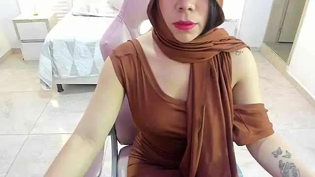 Tahira bakir online show from November 18, 3:35 pm