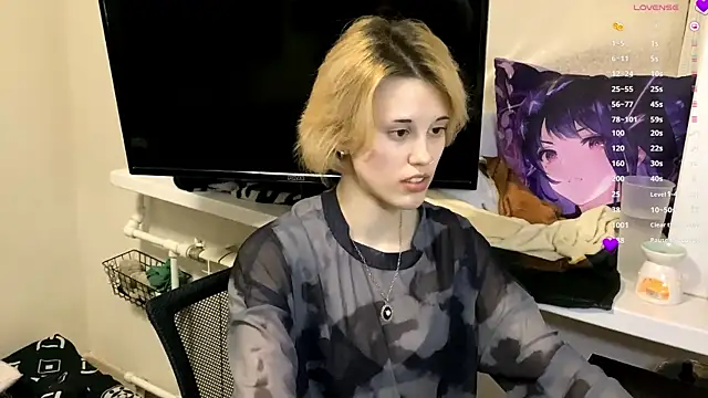 zxctoxic online show from November 26, 4:30 pm