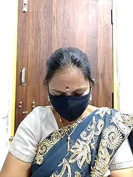 Queen-Neha online show from April 19, 1:11 pm