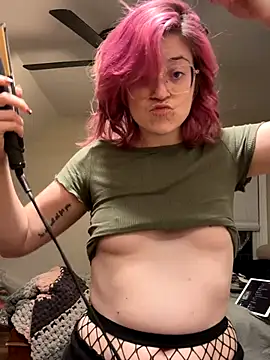 winestaindlips online show from November 25, 1:19 am