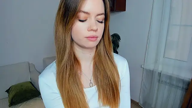 AngelesBenitz online show from December 22, 7:33 am