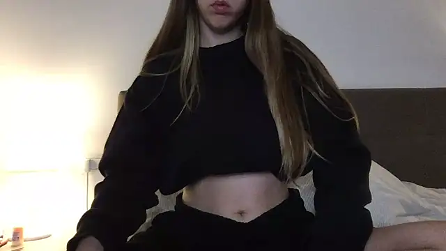 Martimartinaxx online show from April 13, 8:53 pm