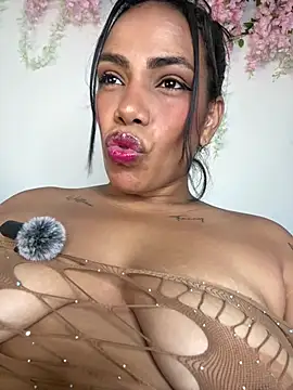 ArielleMillerr- online show from February 28, 5:45 pm