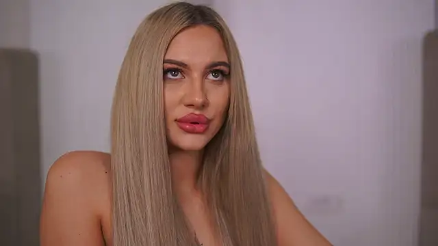 Chloe GraceeX online show from February 3, 2:53 am