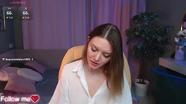 Ursula Andres online show from March 23, 1:12 am