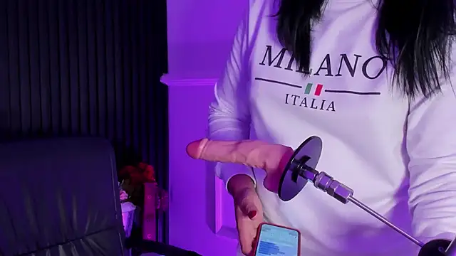 Sienarosewood online show from December 16, 3:45 am