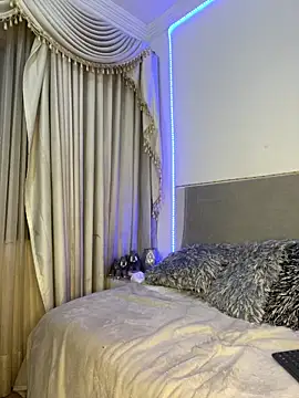 Alice Dark21 online show from December 19, 4:48 am