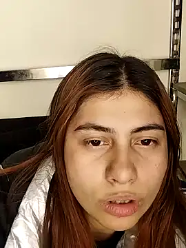 Emmyxxx online show from January 17, 5:15 am