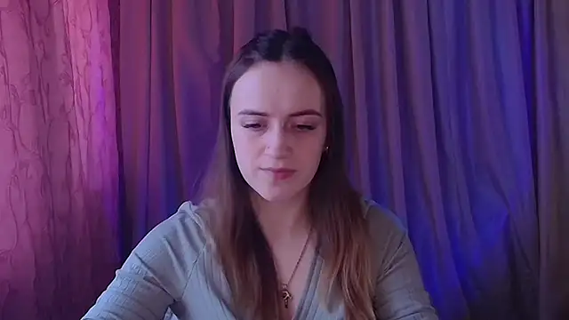 Illa May online show from February 4, 8:28 am