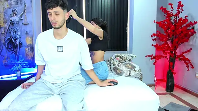 dracke and zara online show from April 9, 12:43 pm