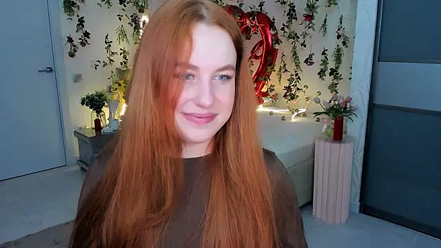 AirySilhouette online show from February 21, 7:25 pm