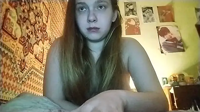 KikiBang online show from April 10, 7:42 pm