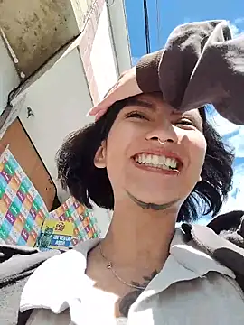 Zoe addiction online show from November 27, 2:20 pm