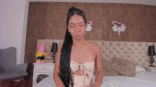 DaimondJohnson online show from April 11, 6:08 am